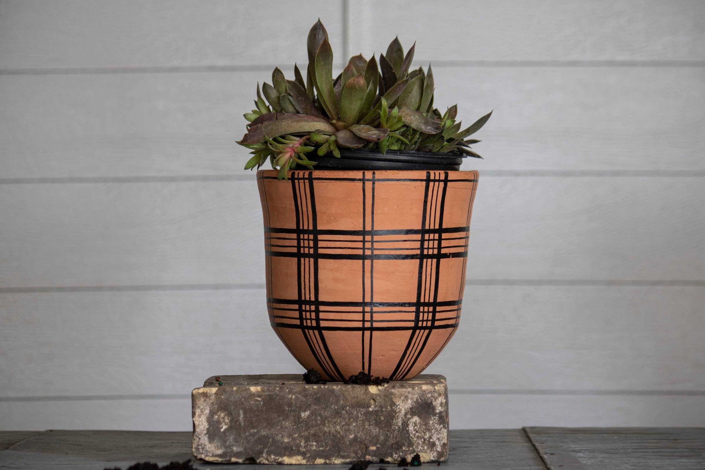 Foreside Home & Garden Natural Handthrown Oval Terracotta Planter with Handpainted Block Pattern